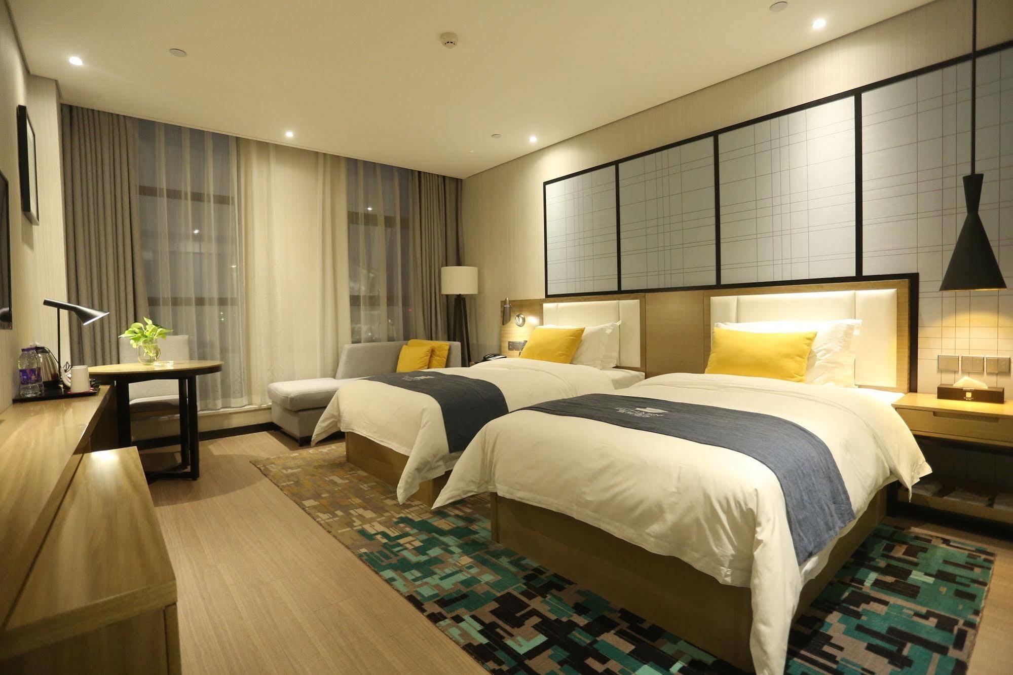 Echarm Hotel Zhengzhou High Tech Zone Buitenkant foto