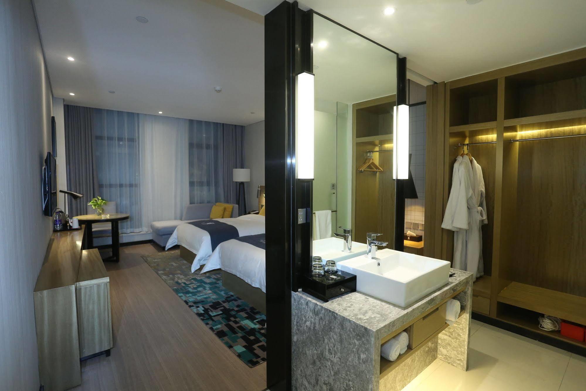 Echarm Hotel Zhengzhou High Tech Zone Buitenkant foto